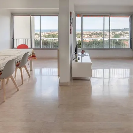 Daire Beautiful 82m2, Wifi, Air Conditioning, Sea View & Pool & Tennis Antibes