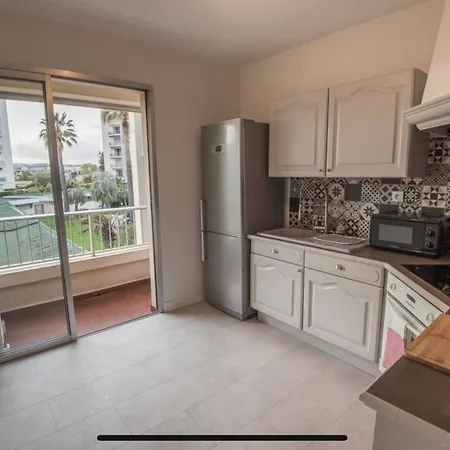 Beautiful 82m2, Wifi, Air Conditioning, Sea View & Pool & Tennis