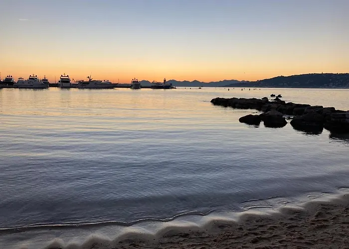 Lejlighed Beautiful 82m2, Wifi, Air Conditioning, Sea View & Pool & Tennis *